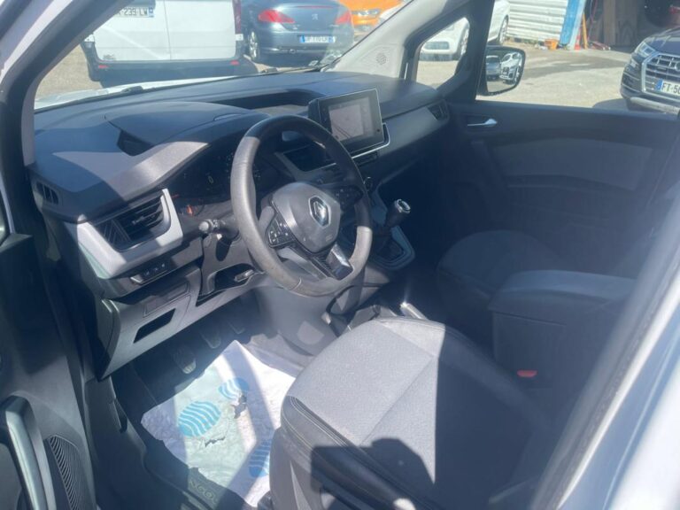 Renault Kangoo 3 L1 1.5 Blue dCi 115ch Grand Confort Sésame Ouvre Toi – 22 - Image 09 (July 7, 2026)