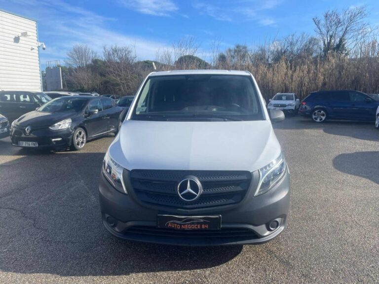 Mercedes Vito Camionnette 110 CDI 102cv CLIM LED XENON 65MKM - Image 02 (July 7, 2026)