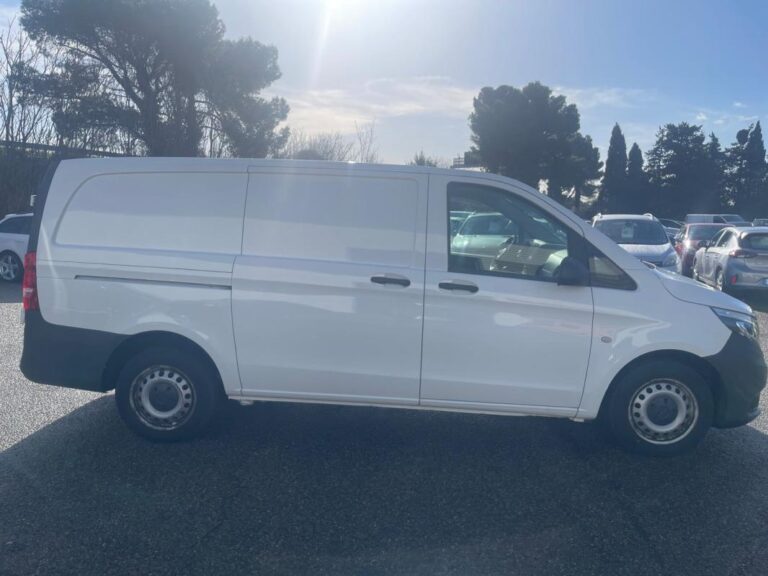 Mercedes Vito Camionnette 110 CDI 102cv CLIM LED XENON 65MKM - Image 07 (July 7, 2026)