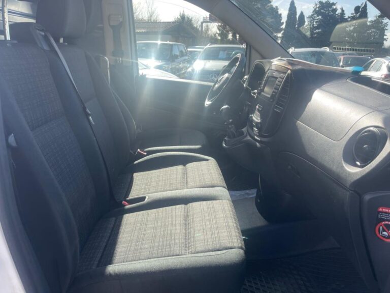 Mercedes Vito Camionnette 110 CDI 102cv CLIM LED XENON 65MKM - Image 09 (July 7, 2026)