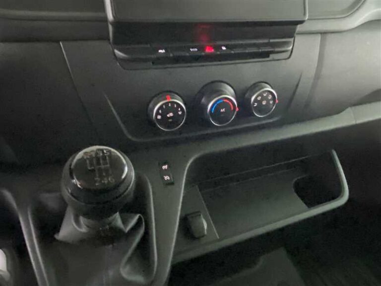 Renault Master F3300 2.3 dCi 135ch Confort - Image 15 (July 7, 2026)