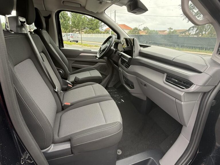 Volkswagen Transporter t7 long cab appro 170 4 motion - Image 05 (July 7, 2026)