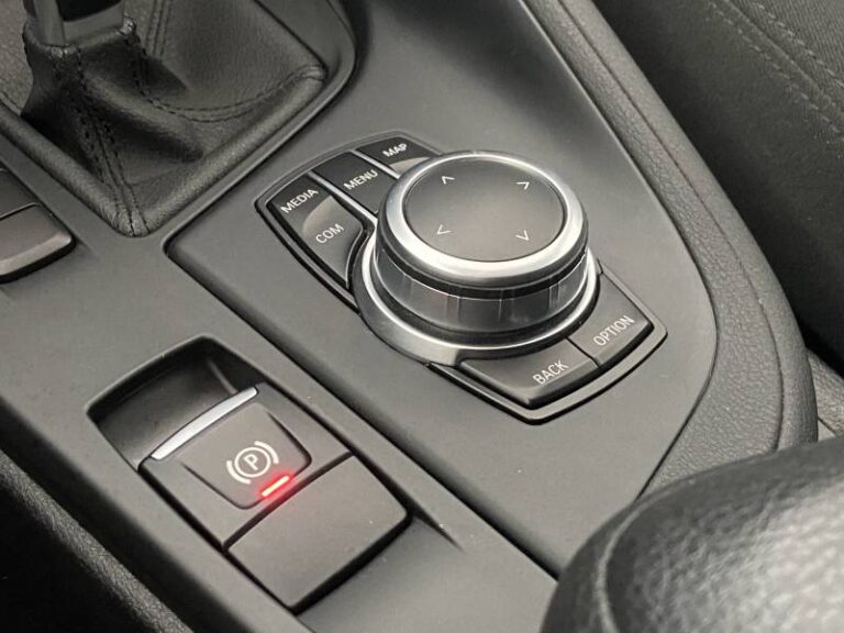 BMW X1 sDrive 16d 116 ch DKG7 Business Design - Image 20 (July 7, 2026)