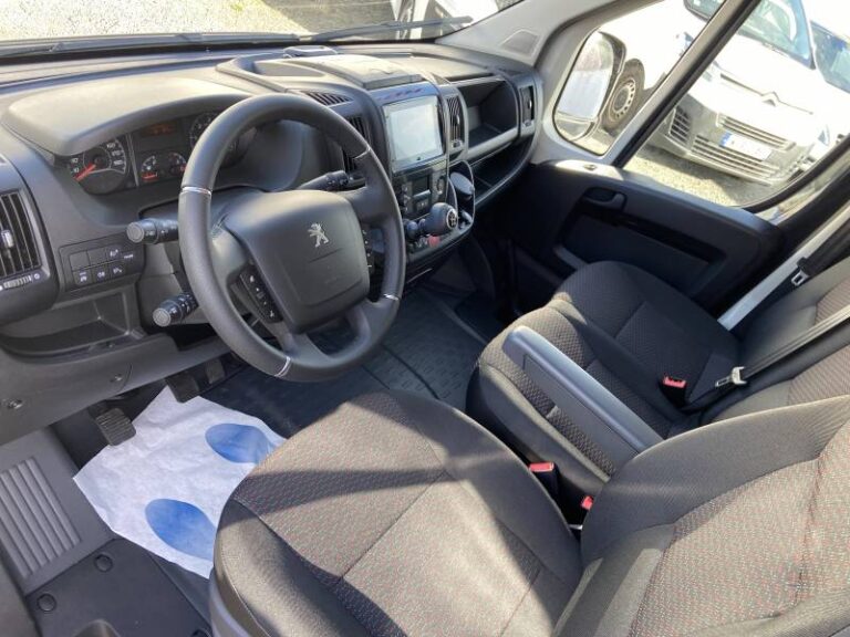Peugeot Boxer TOLE 330 BLUEHDI 120 S&S ASPHALT - Image 07 (July 7, 2026)