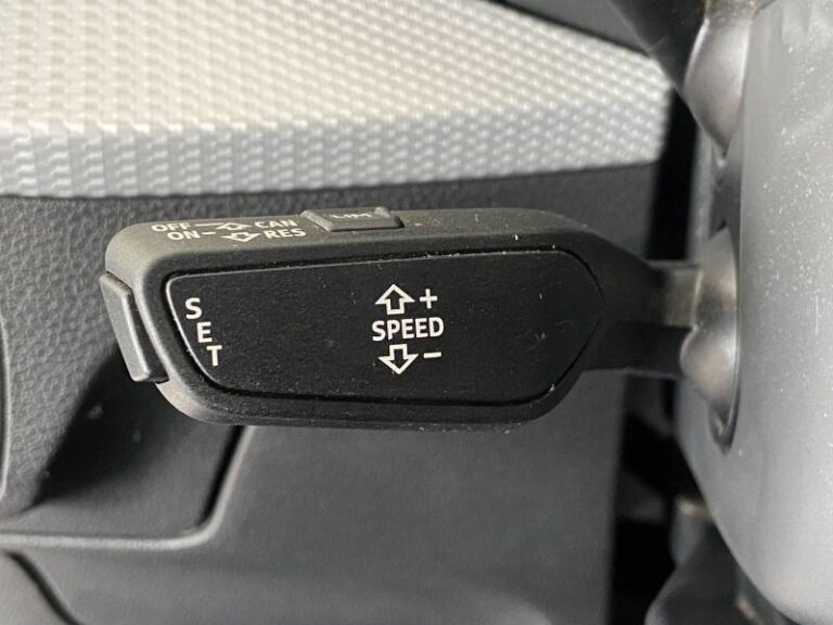 Audi Q2 35 TFSI 150 S tronic 7 Design - Image 09 (July 7, 2026)