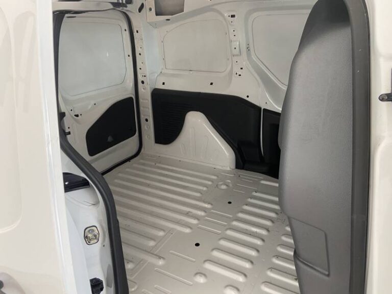 Citroën Berlingo (30) VAN M 650 BLUEHDI 100 S&S CLUB - Image 04 (July 7, 2026)