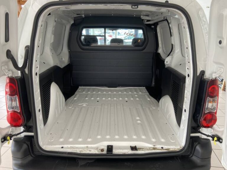 Citroën Berlingo (30) VAN M 650 BLUEHDI 100 S&S CLUB - Image 05 (July 7, 2026)