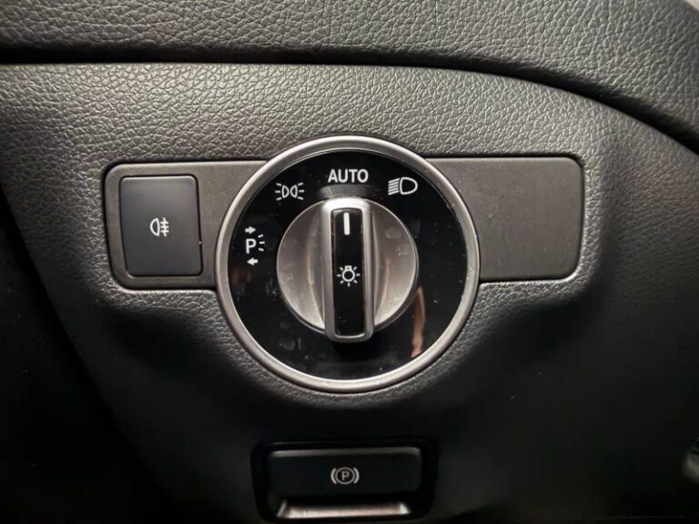 Mercedes Classe GLA 180 7-G DCT Sensation - Image 17 (July 7, 2026)