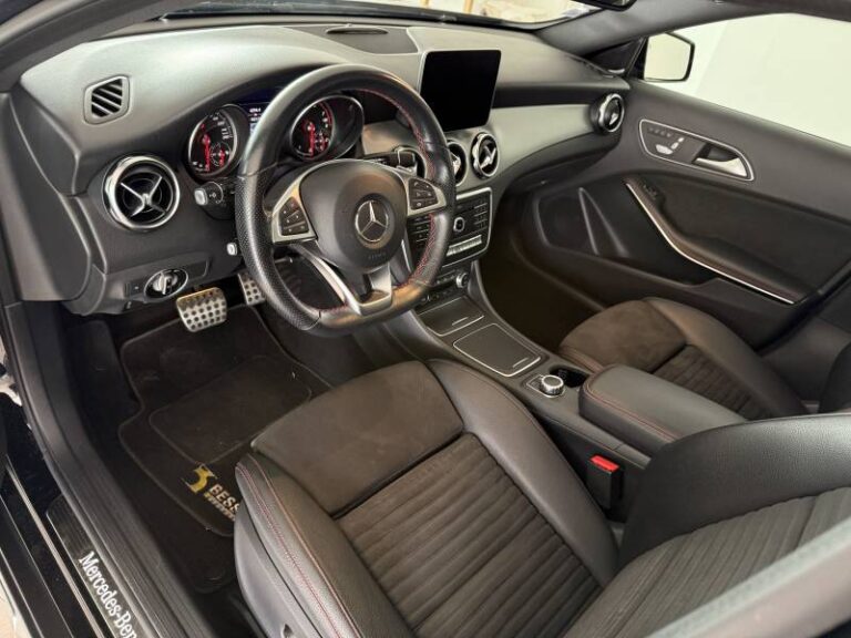 Mercedes Classe GLA 180 7-G DCT Sensation - Image 07 (July 7, 2026)
