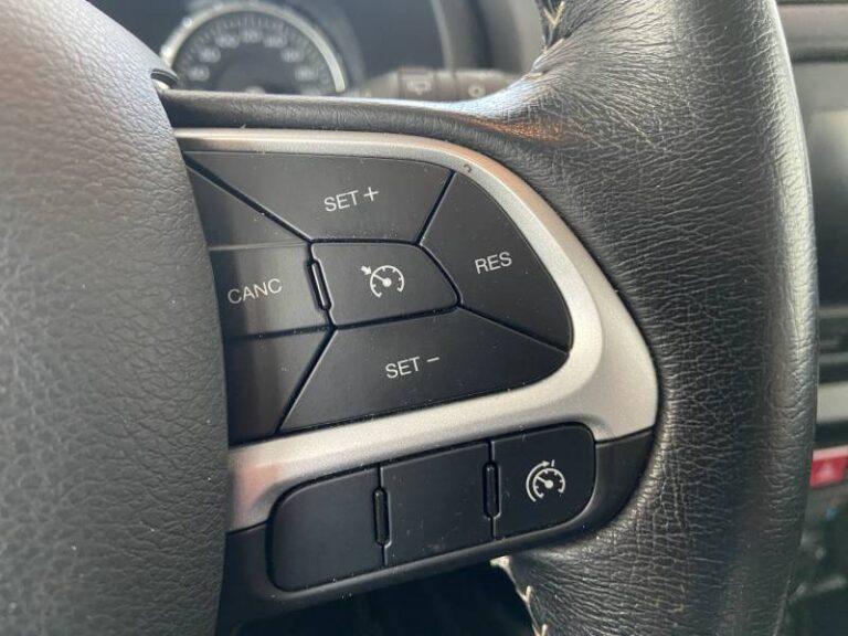 Jeep Renegade 1.6 I MultiJet S&S 120 ch Limited - Image 16 (July 7, 2026)