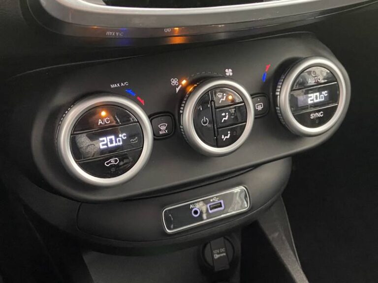 Fiat 500X 1.6 MultiJet 120 ch Lounge - Image 17 (July 7, 2026)