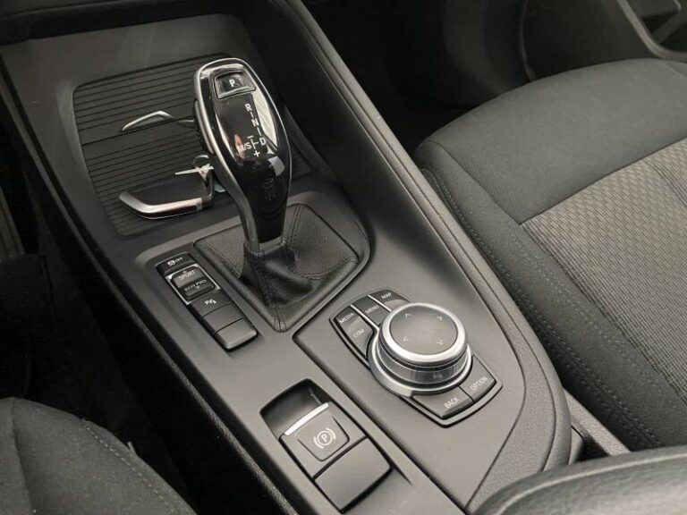 BMW X1 sDrive 16d 116 ch DKG7 Business Design - Image 17 (July 7, 2026)