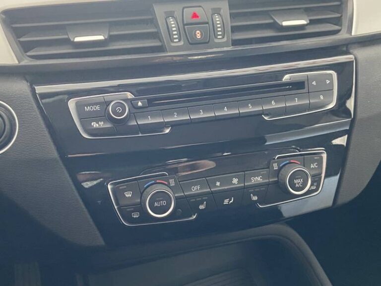 BMW X1 sDrive 16d 116 ch DKG7 Business Design - Image 18 (July 7, 2026)