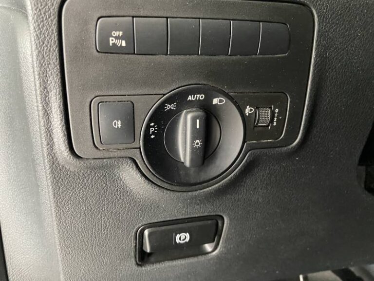 Mercedes Vito FOURGON 111 CDI LONG PRO - Image 12 (July 7, 2026)