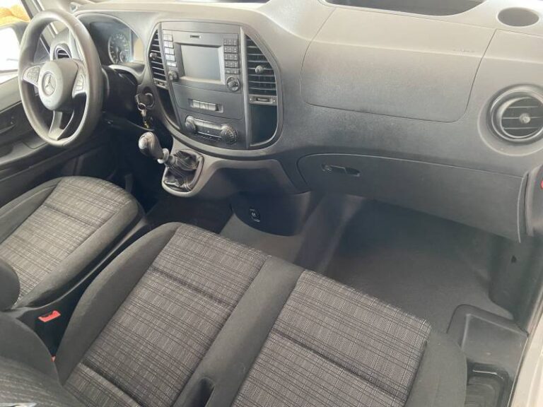 Mercedes Vito FOURGON 111 CDI LONG PRO - Image 03 (July 7, 2026)