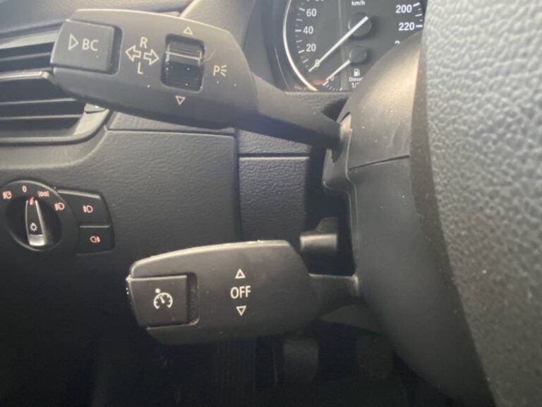 BMW X1 sDrive 18d 143 ch xLine - Image 14 (July 7, 2026)