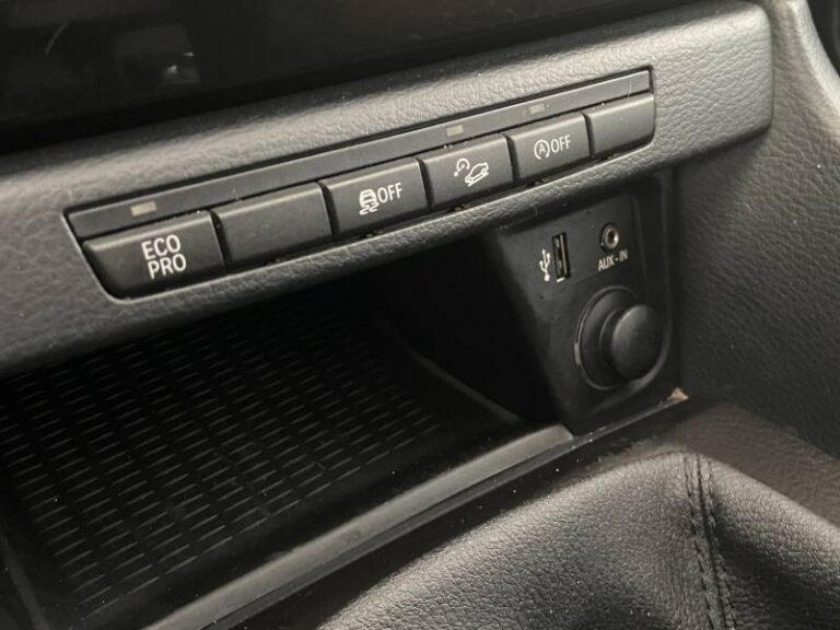 BMW X1 sDrive 18d 143 ch xLine - Image 17 (July 7, 2026)