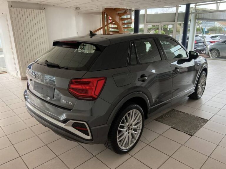 Audi Q2 35 TDI 150 S tronic 7 S line - Image 11 (July 7, 2026)