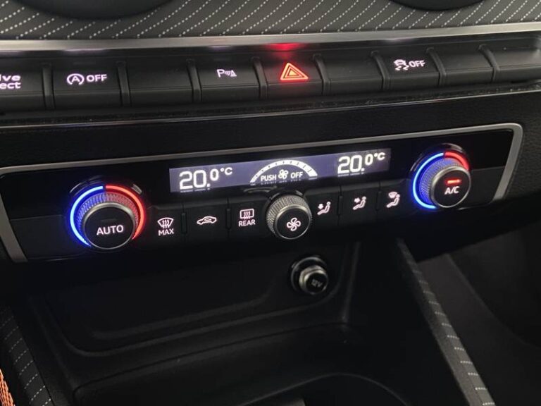 Audi Q2 35 TDI 150 S tronic 7 S line - Image 15 (July 7, 2026)