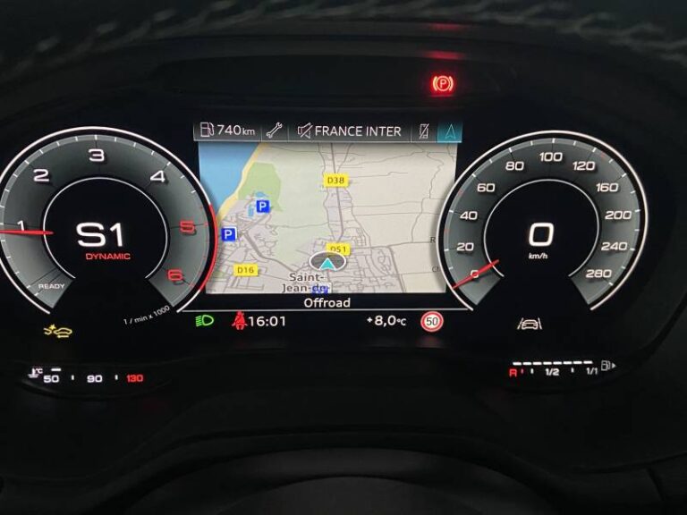Audi Q2 35 TDI 150 S tronic 7 S line - Image 17 (July 7, 2026)