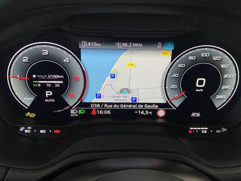 Audi Q2 35 TDI 150 S tronic 7 S line - Image 20 (July 7, 2026)