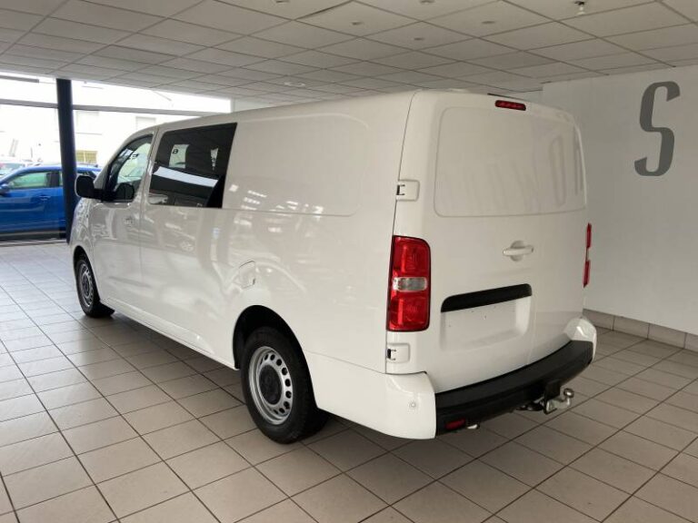 Peugeot Expert CA LONG 2.0 BLUEHDI 120 S&S EAT8 FIXE PREMIUM - Image 08 (July 7, 2026)