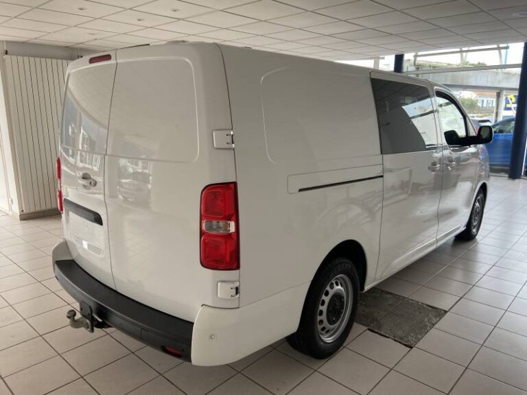 Peugeot Expert CA LONG 2.0 BLUEHDI 120 S&S EAT8 FIXE PREMIUM - Image 09 (July 7, 2026)