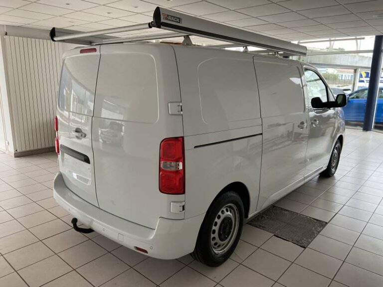 Peugeot Expert FGN TOLE M BLUEHDI 145 S&S EAT8 - Image 11 (July 7, 2026)