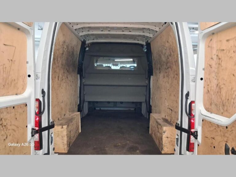 Renault Master CABINE APPROFONDIE APPRO GRAND CONFORT DCI 135 - Image 17 (July 7, 2026)