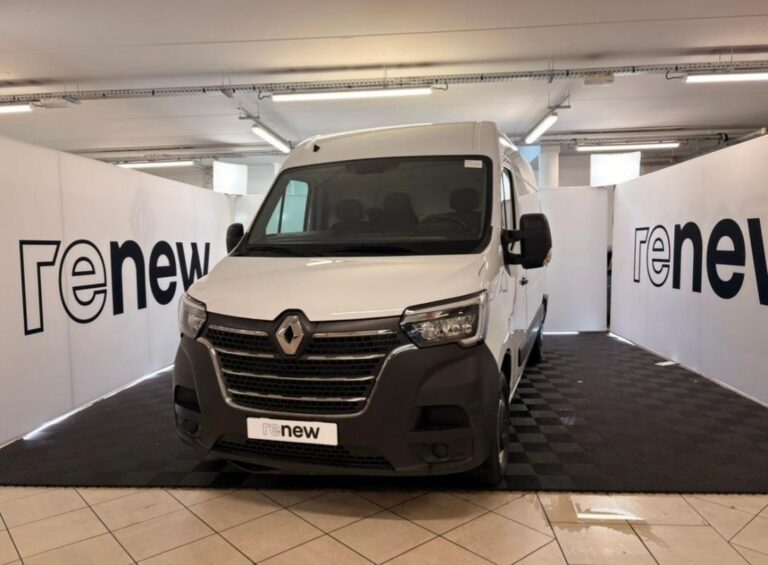 Renault Master FOURGON FGN TRAC F3300 BLUE DCI 135 GRAND CONFORT - Image 01 (July 7, 2026)