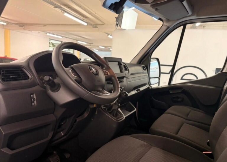 Renault Master FOURGON FGN TRAC F3300 BLUE DCI 135 GRAND CONFORT - Image 03 (July 7, 2026)
