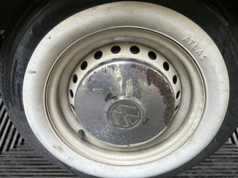 Volkswagen Combi T2 - Image 19 (July 7, 2026)