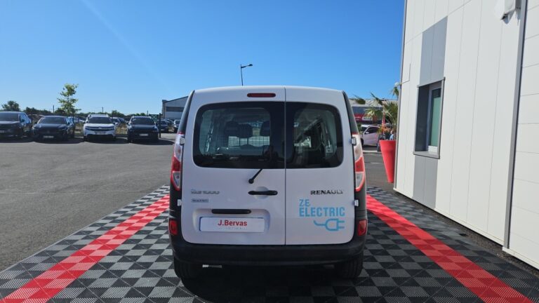Renault Kangoo Express Z.E. CABINE APPROFONDIE MAXI ACHAT INTEGRAL GRAND CONFORT - Image 04 (July 7, 2026)