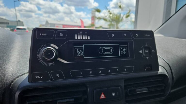 Citroën Berlingo VAN M 650 BLUEHDI 100 SS BVM5 CLUB - Image 17 (July 7, 2026)