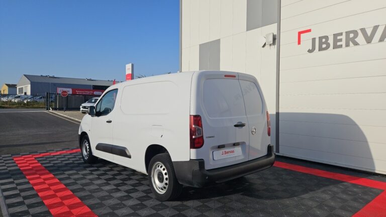 Opel combo cargo 1.5 100 CH S/S BVM6 AUGMENTE PACK CLIM - Image 03 (July 7, 2026)