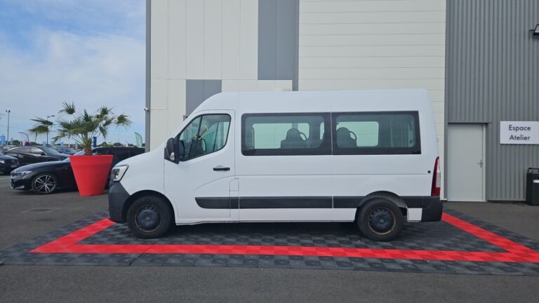 Renault master combi 3.5t 2.3 dci 135 energy grand confort TPMR - Image 02 (July 7, 2026)