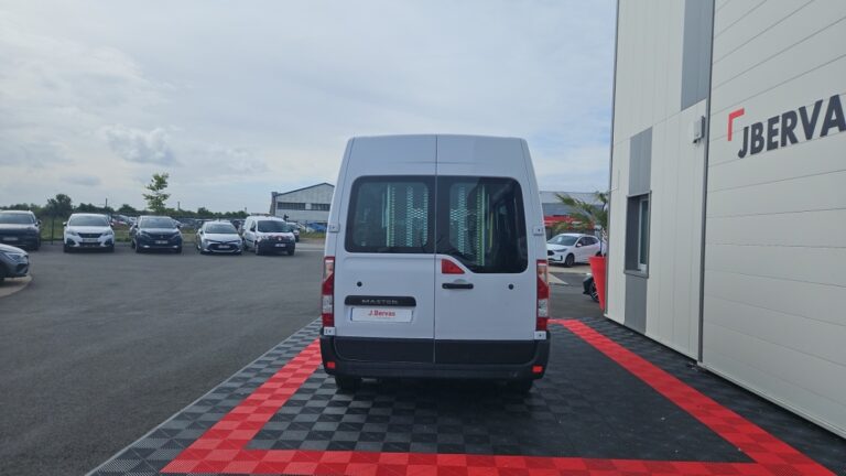 Renault master combi 3.5t 2.3 dci 135 energy grand confort TPMR - Image 04 (July 7, 2026)