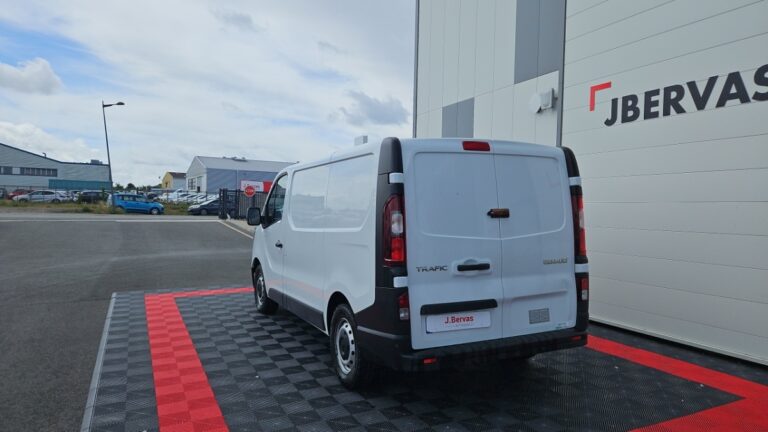 Renault Trafic FOURGON 2800 kg blue dci 150 edc grand confort - Image 03 (July 7, 2026)
