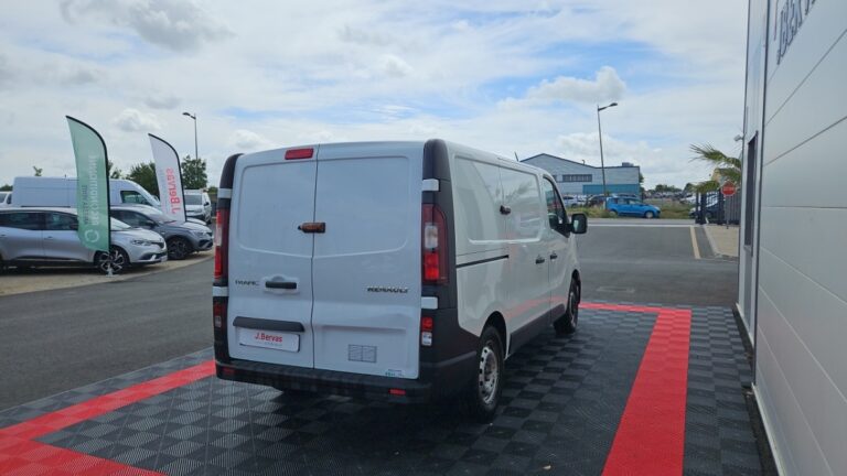 Renault Trafic FOURGON 2800 kg blue dci 150 edc grand confort - Image 05 (July 7, 2026)