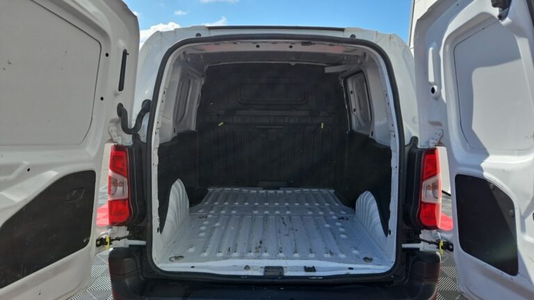 Peugeot Partner FOURGON M 650 KG BLUEHDI 100 SS BVM6 - Image 09 (July 7, 2026)