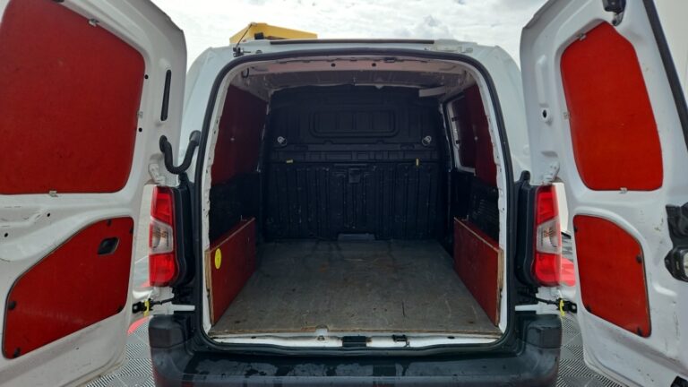Citroën Berlingo VAN M 1000 BLUEHDI 100 SS BVM5 CLUB - Image 09 (July 7, 2026)