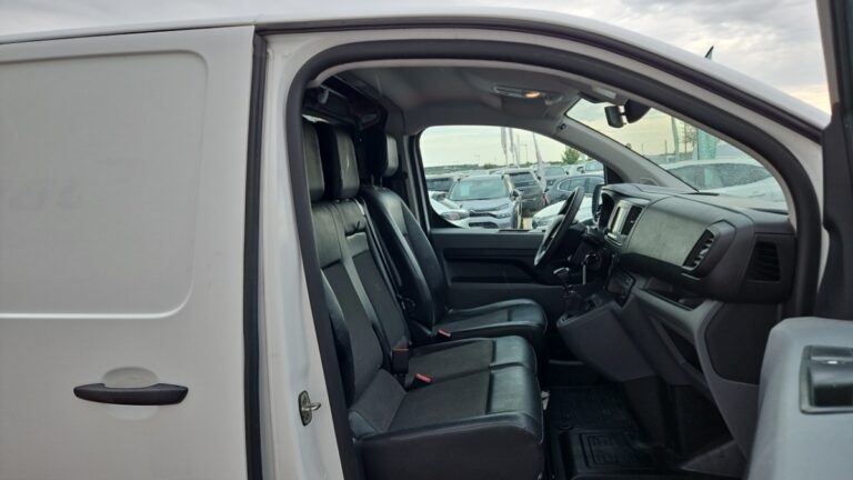 Toyota PROACE FOURGON MEDIUM 1.5L 120 D-4D BVM6 BUSINESS - Image 11 (July 7, 2026)