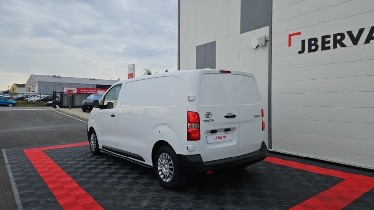 Toyota PROACE FOURGON MEDIUM 1.5L 120 D-4D BVM6 BUSINESS - Image 03 (July 7, 2026)