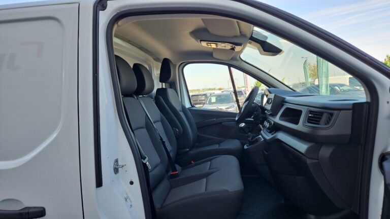 Renault Trafic FOURGON 3000 kg blue dci 150 grand confort - Image 11 (July 7, 2026)