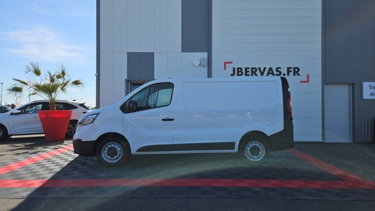 Renault Trafic FOURGON 3000 kg blue dci 150 grand confort - Image 02 (July 7, 2026)