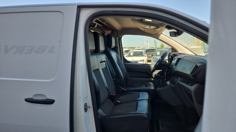Toyota PROACE FOURGON MEDIUM 1.5L 100 D-4D BVM6 DYNAMIC - Image 11 (July 7, 2026)