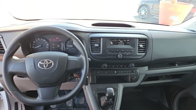 Toyota PROACE FOURGON MEDIUM 1.5L 100 D-4D BVM6 DYNAMIC - Image 14 (July 7, 2026)