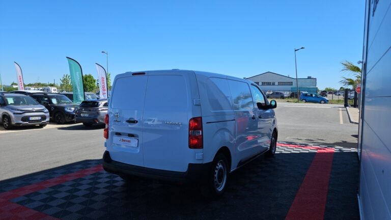 Toyota PROACE FOURGON MEDIUM 1.5L 100 D-4D BVM6 DYNAMIC - Image 05 (July 7, 2026)