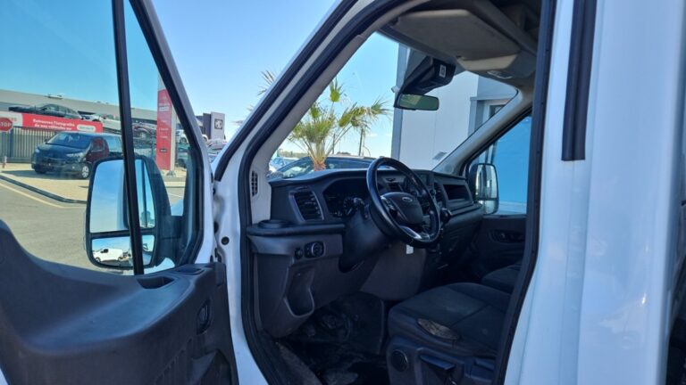 Ford Transit P350 l4 rj hd 2.0 ecoblue 170 trend BENNE + COFFRE - Image 11 (July 7, 2026)