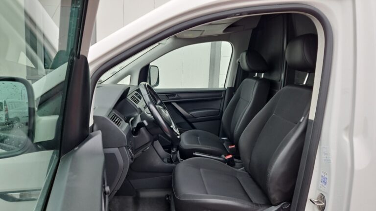 Volkswagen Caddy Van 2.0 TDI 122 4MOTION BVM6 BUSINESS LINE PLUS - Image 13 (July 7, 2026)